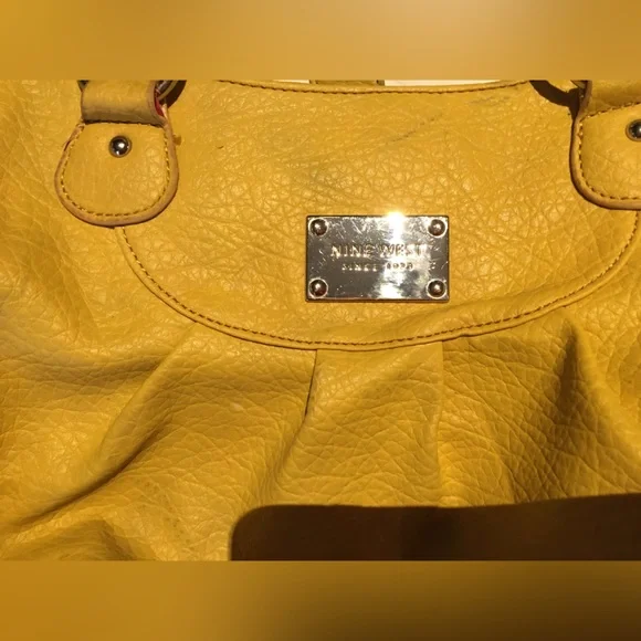 Handbag - Picture 3 of 5